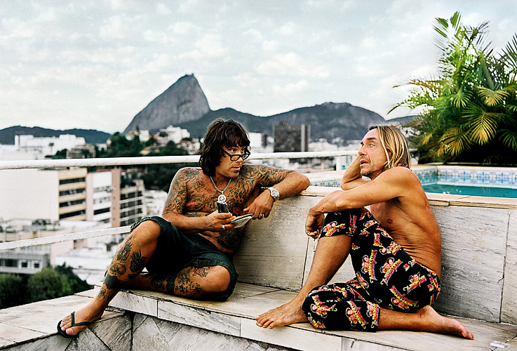 Iggy Pop visiting Jonathan Shaw’s home in Rio de Janeiro, 2005 (c) Sebastian Mayer for Trip Magazine