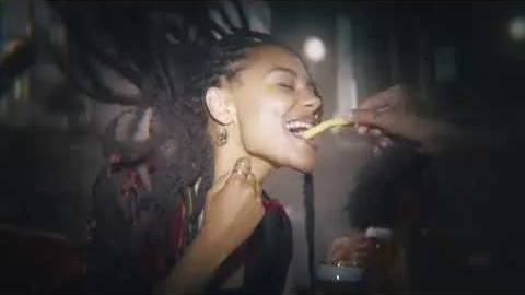 Stella Artois Table Drop • CG Tracking Lead • MakeMake