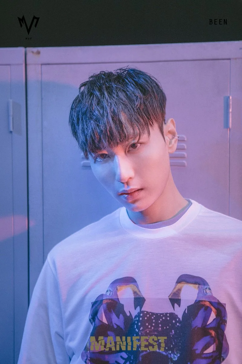 Been : Hello, I’m Been, the younger twin, and the all-around fun-loving member.