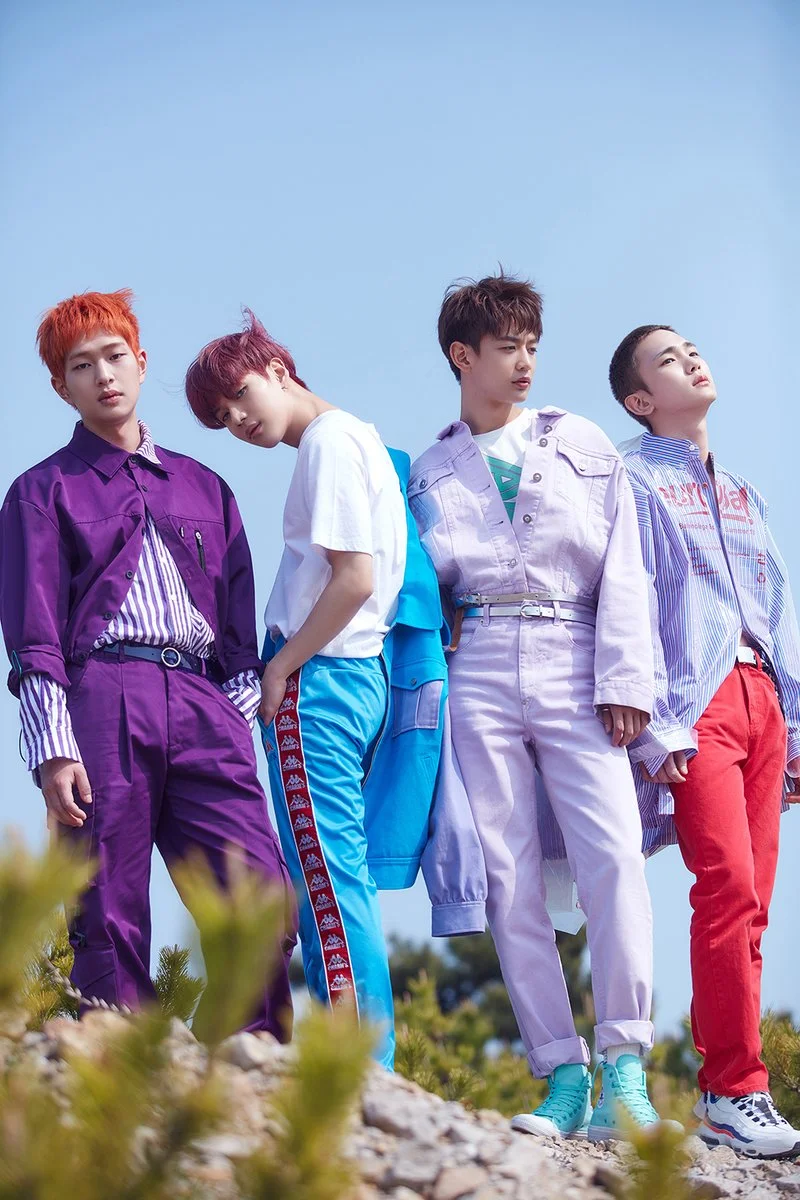 REV_SHINEE2_BODY1.jpg