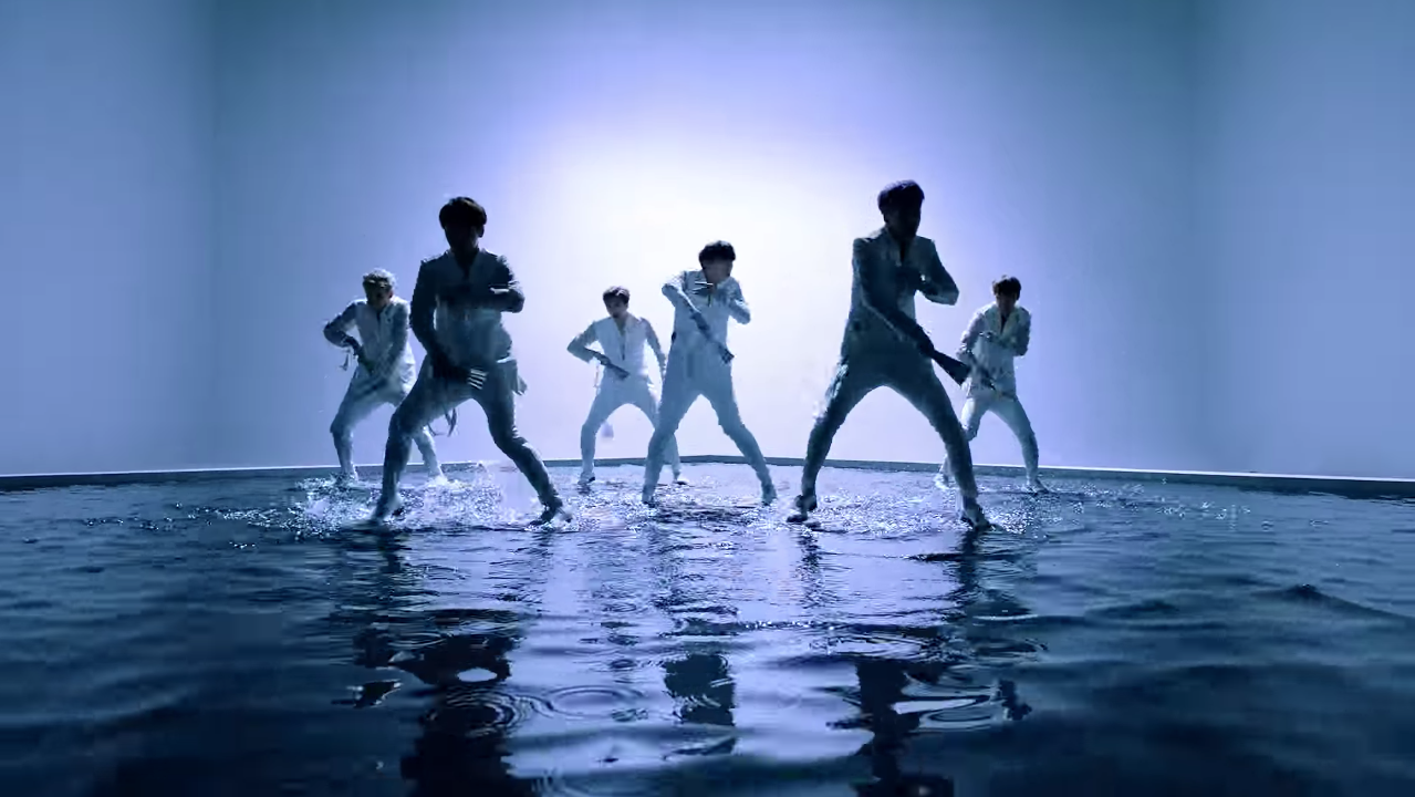 FB_KPOPFASHION_BODY01.png