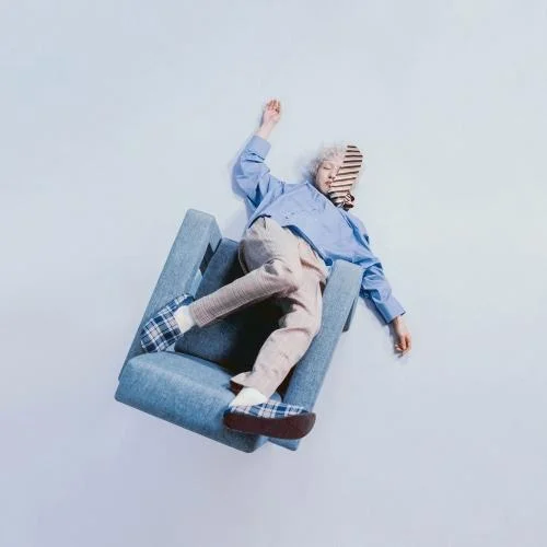 REV_ZIONT_BODY_01.jpg