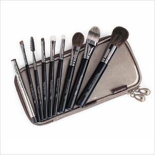 FB_MAKEUPBRUSHES_BODY01.png