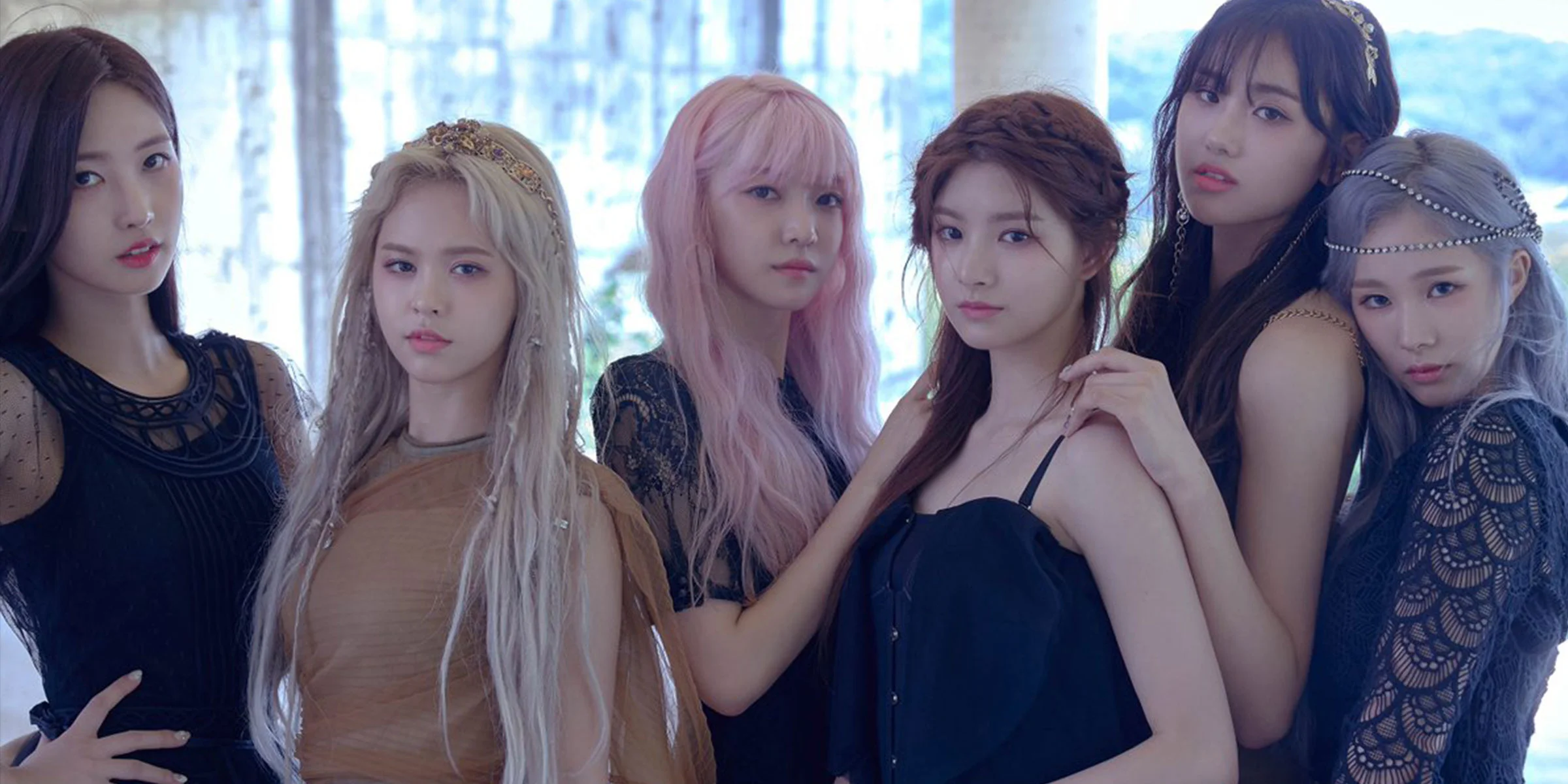 EVERGLOW Says “Adios” in Latest Comeback