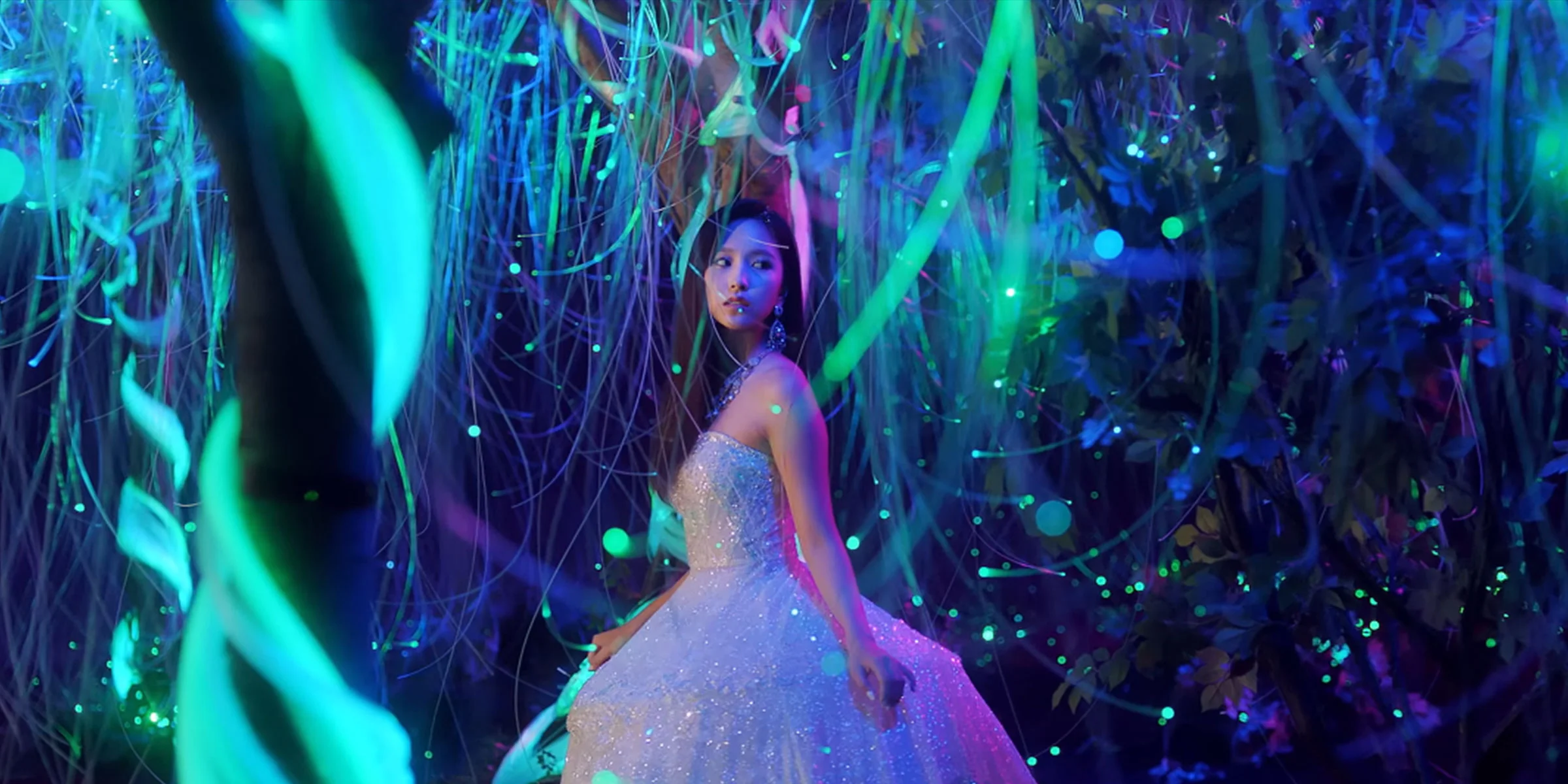 “Feel Special” with These Fresh B-Sides