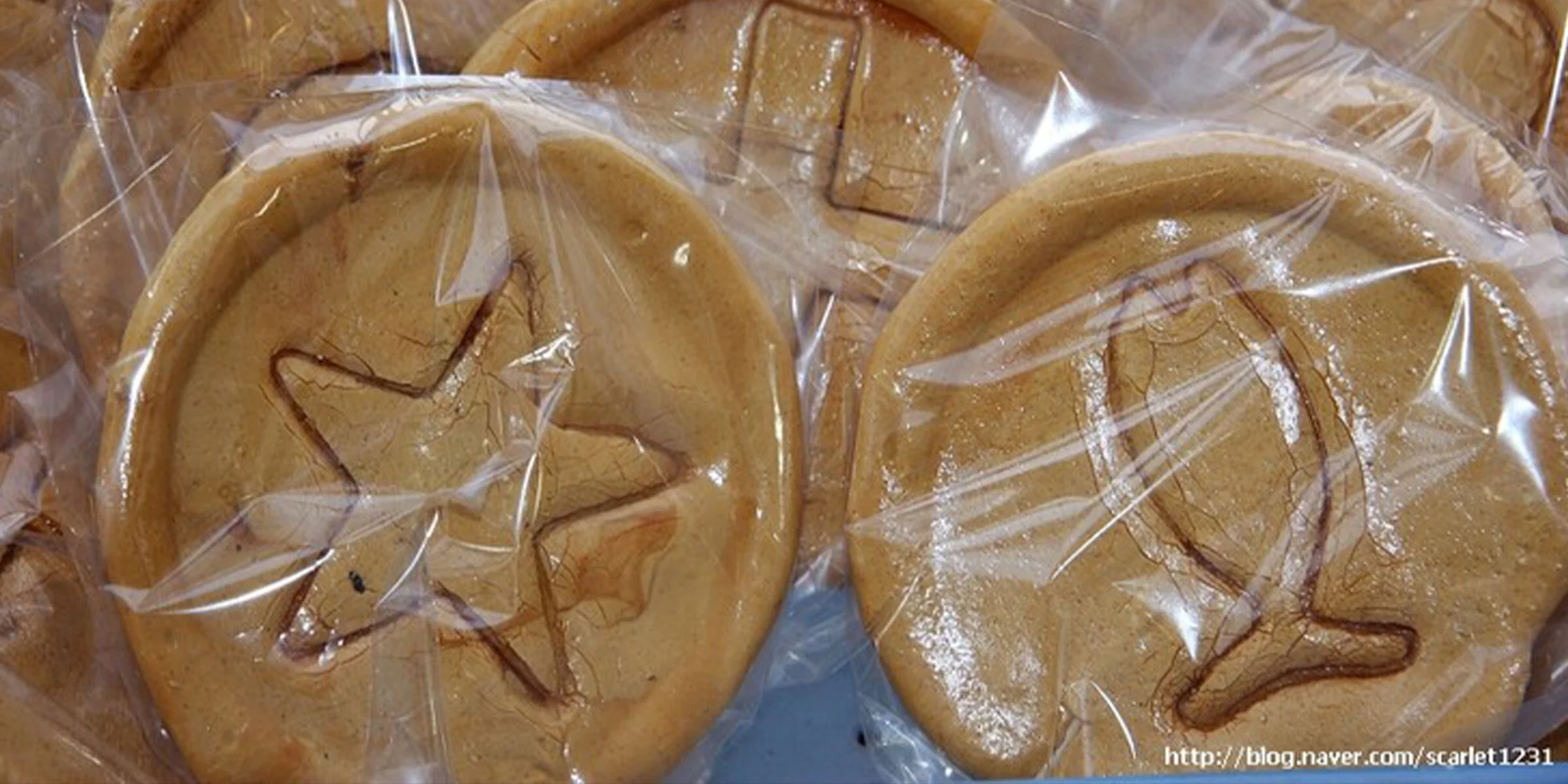 Simple Street Sweets: Dalgona Candy