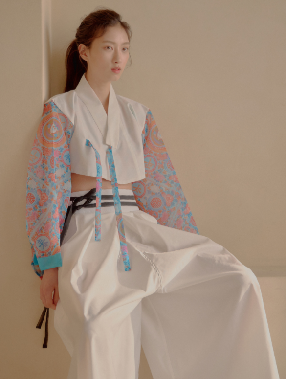 Modern hanbok Fushion Hanbok Korean Traditional Hanbok Dress Modernized hanbok 