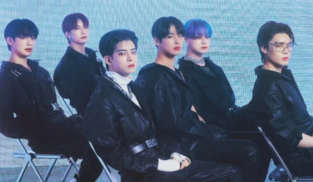 VICTON Gets Loud in “Chronograph”