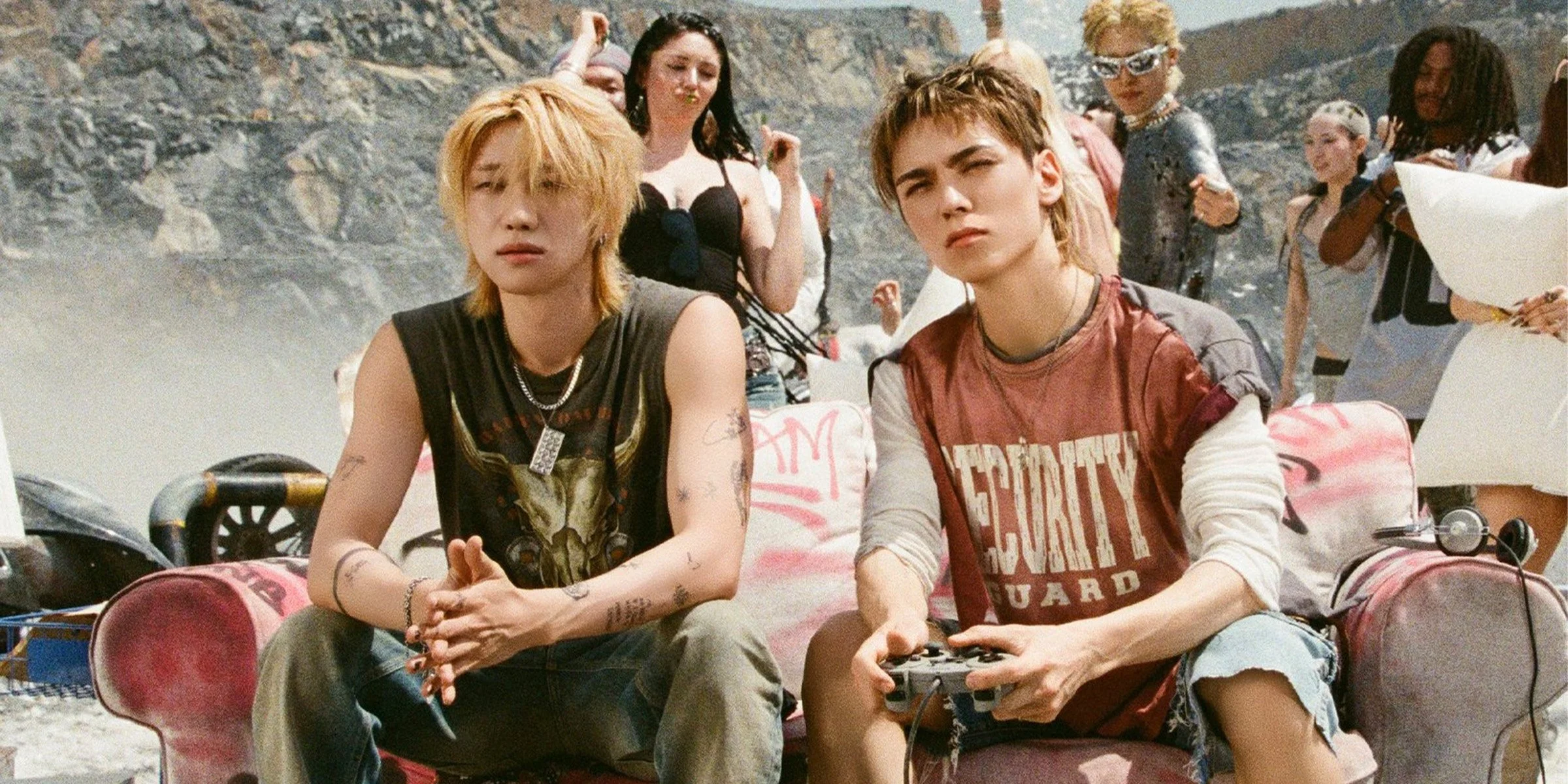 Let’s “singasong” With THE 8 &amp; VERNON