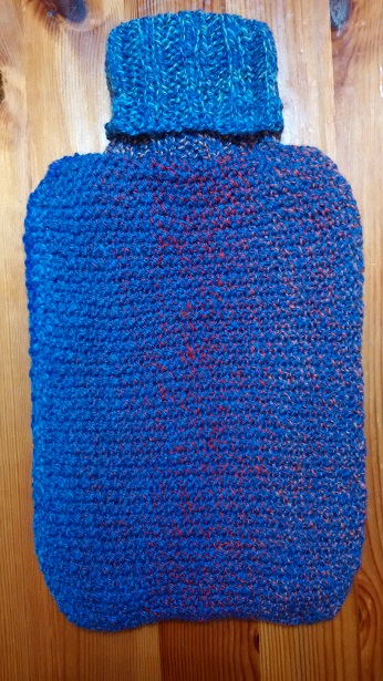 Handspun and knitted hot-water-bottle cover, wool 2015 - resized 20%.jpg