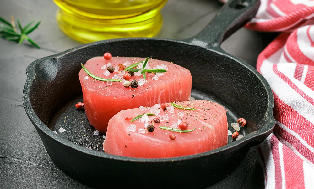 RAW TUNA_LOW.jpg