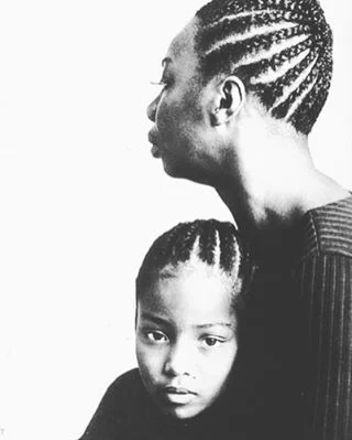 “God bless the child that’s got his own…” Last week on my #radioshow #madeinchina #Tsfjazz It was all about family heritage with #LisaSimone 💗#podcast http://goo.gl/j1hmR9 Subcribe iTunes https://itun.es/fr/bkZ6_.c #LalahHathaway #JohnLeeHookerJr #LorraineFeather #CarleenAnderson #SyleenaJohnson #NikkaCosta #BookerTJones #NenehCherry #TSMonk #StephenMarley #FrankSinatraJr (à Tsf Jazz)