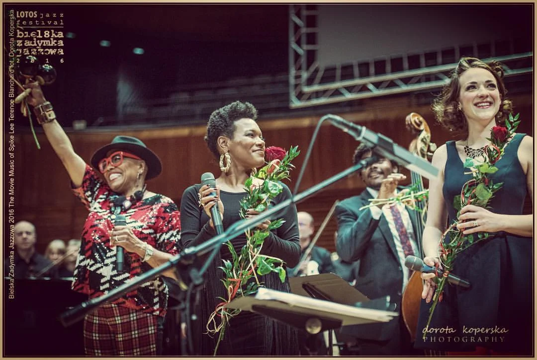 Thank you to the audience who got up and danced with us ! ❤️ #deedeebridgewater #beccastevens It so incredible to know that, we, as woman, as musicians, support and encourage each other. It was beautiful bonding experience for us 3. Thank you #terenceblanchard #bielskazadymkajazzowa #poland #nospr #katowice #singerontheroad #dannykapilianproductions
