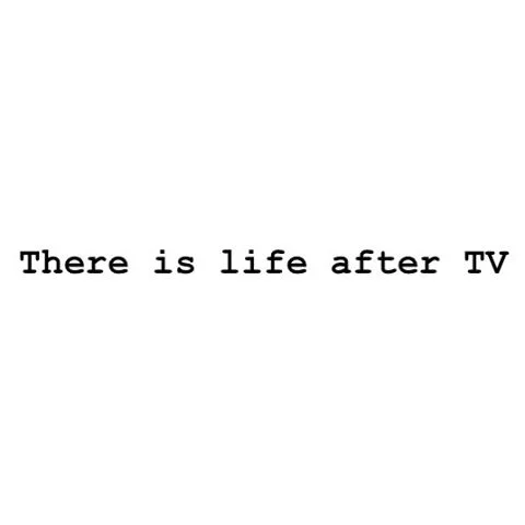 #thereislifeaftertv Everytime I run into someone I know for my #tvhost years it always makes me laugh how terrified they seem when they see me 😹
“ How are you doing?” (Look of worry)
“I am doing really good. A lot a concerts around Europe. Releasing my 6th album. I am in good health. ”
“And it hasn’t been too difficult???!”
“🙄😳😴👁💃🏽”