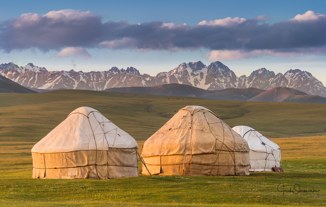 Yurts at the Song kol lake