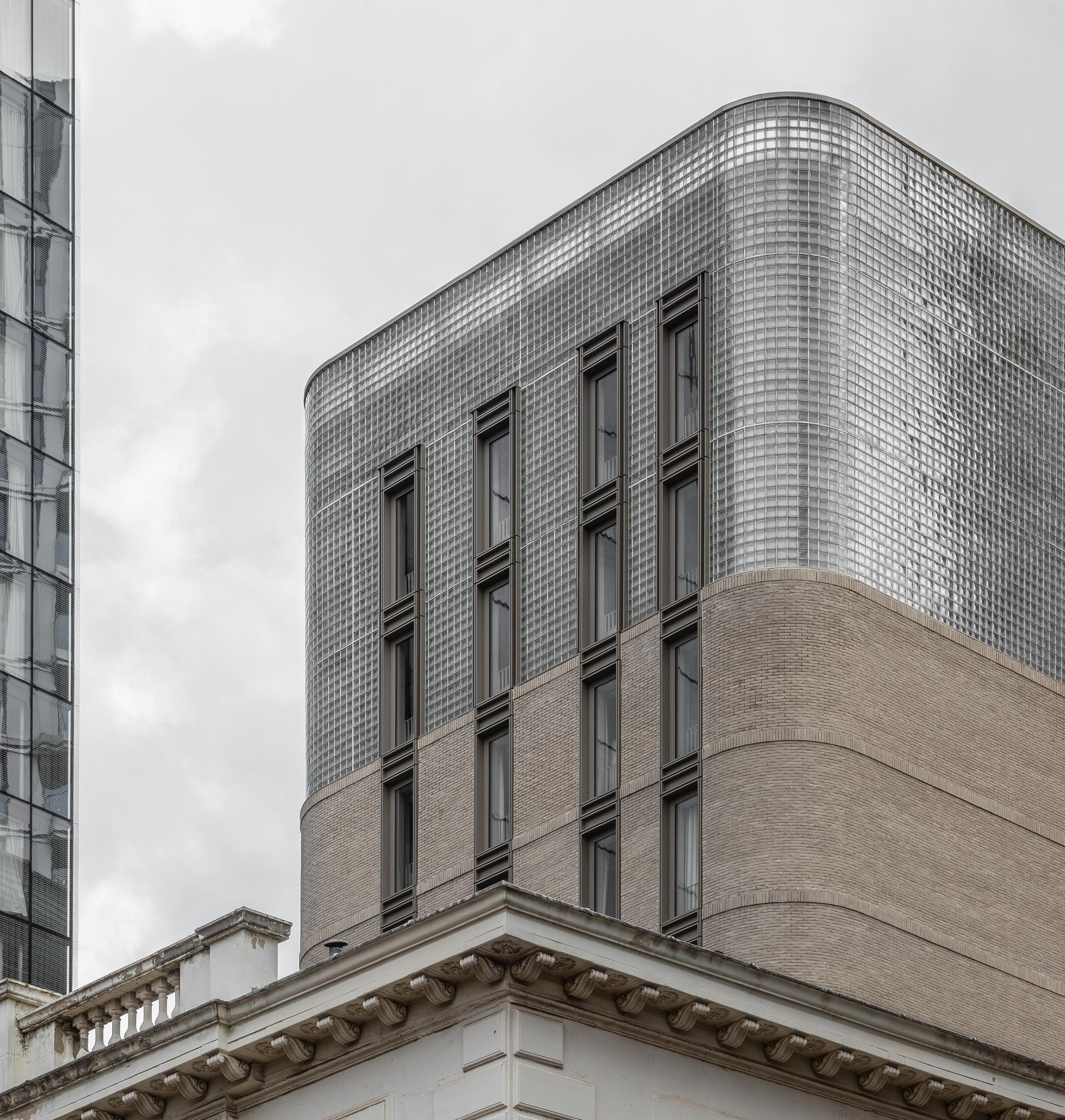 Grzywinski + Pons - Buckle Street Studios - Exterior - LQ-28.jpg