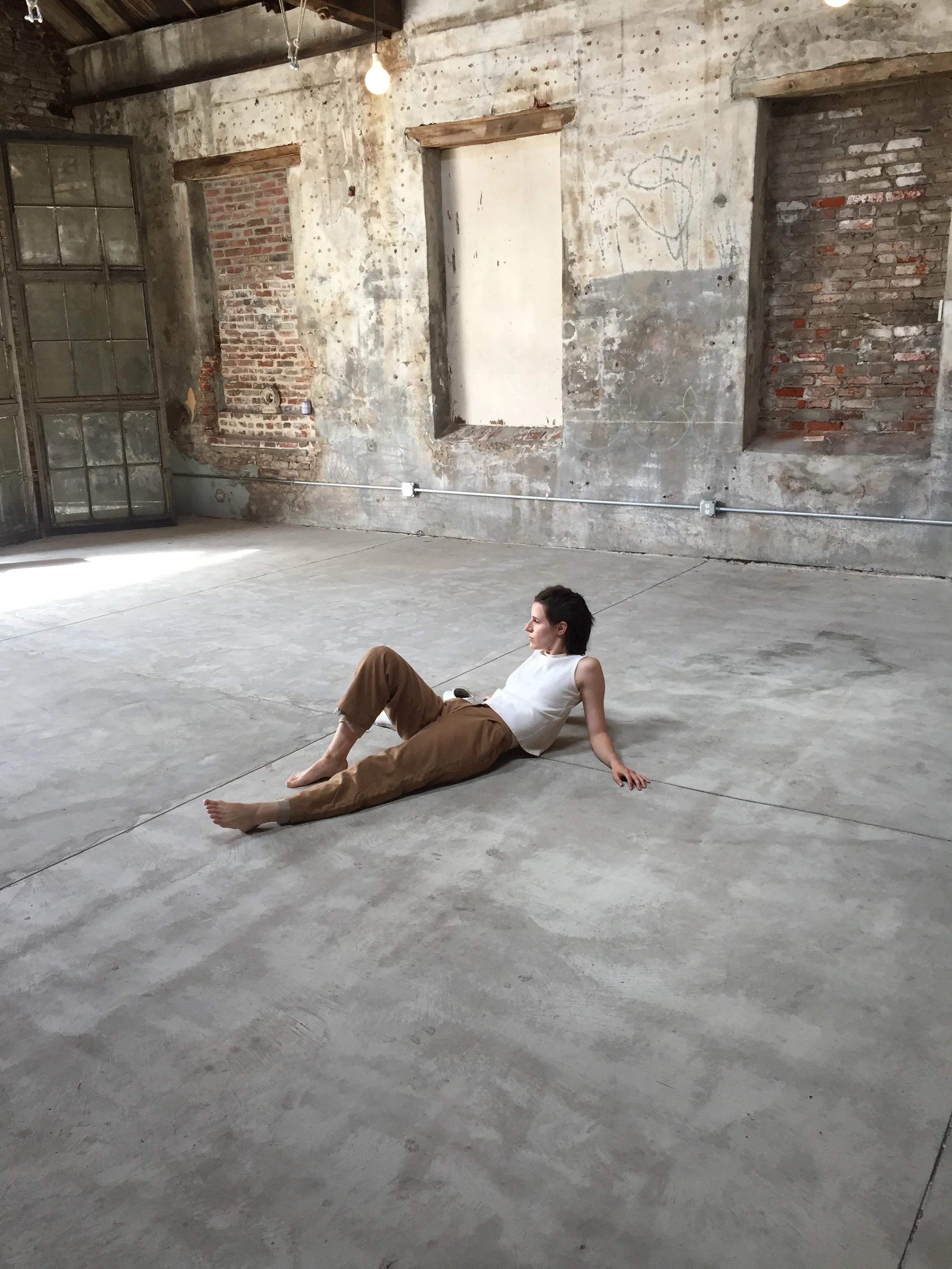  wise norlina III  Choreography: Hillary Pearson  Premiere: 2016 Philadelphia Fringe Festival @ The Sculpture Courtyard  Image credit: Isaac Lindy 