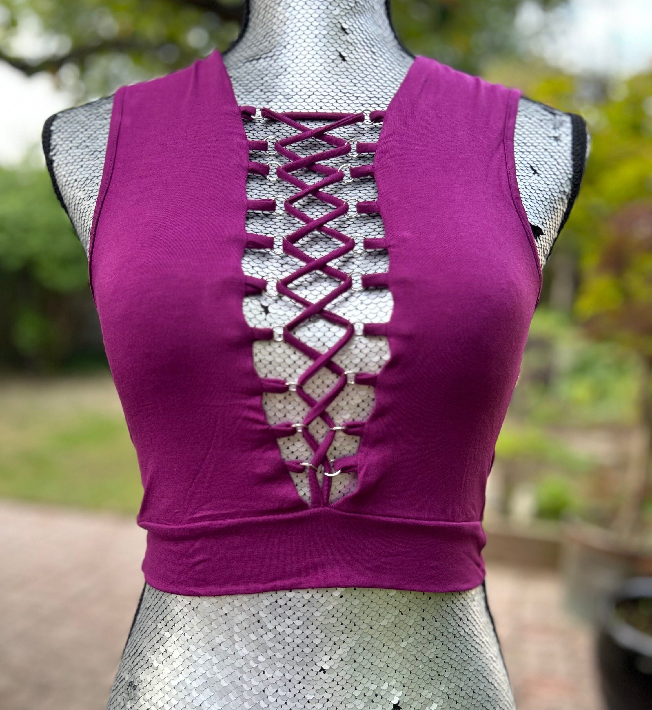 https://i.etsystatic.com/14256978/r/il/067a06/5325823725/il_fullxfull.5325823725_q85h.jpg