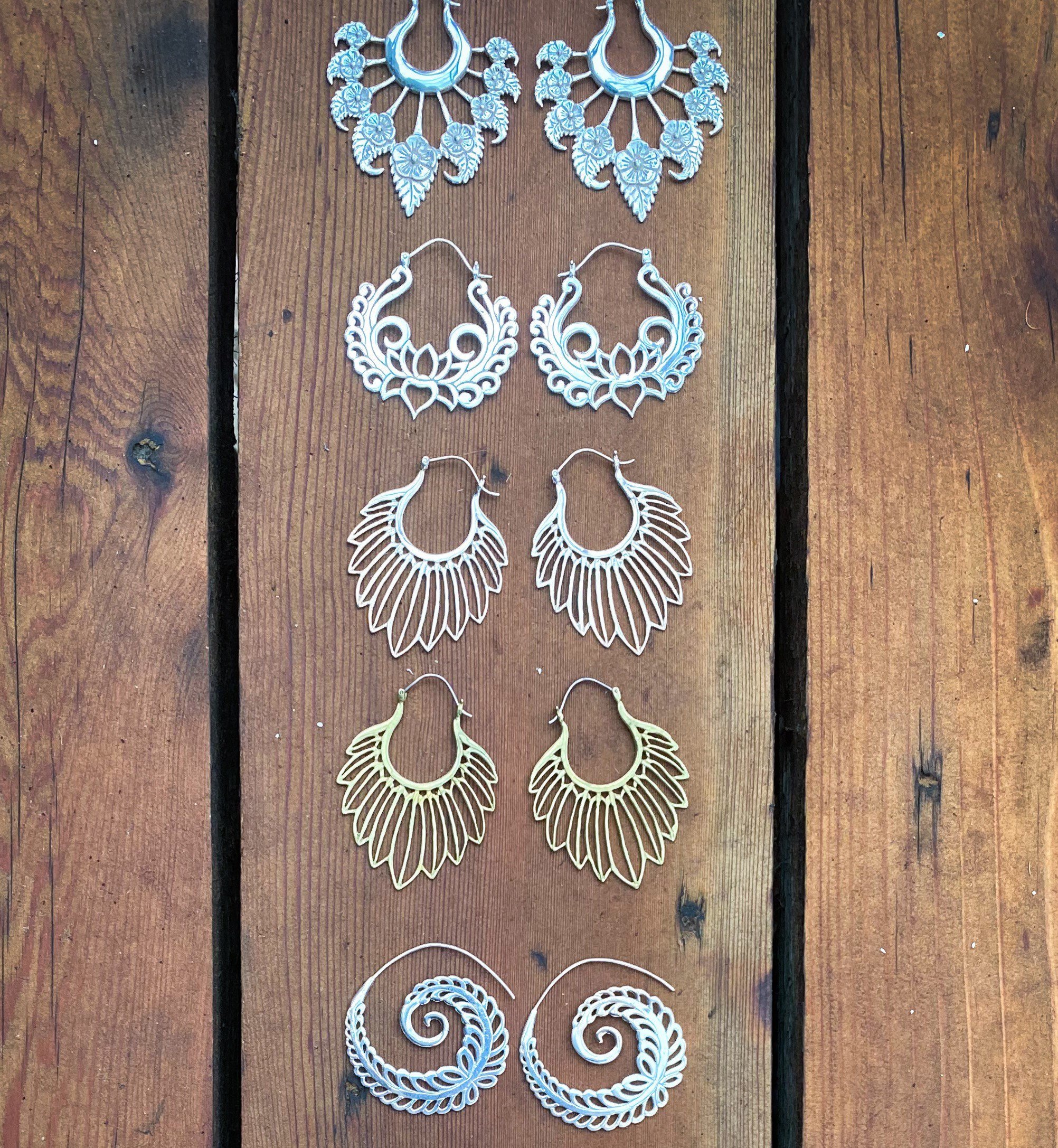 https://i.etsystatic.com/14256978/r/il/5df350/2938594087/il_fullxfull.2938594087_ms80.jpg