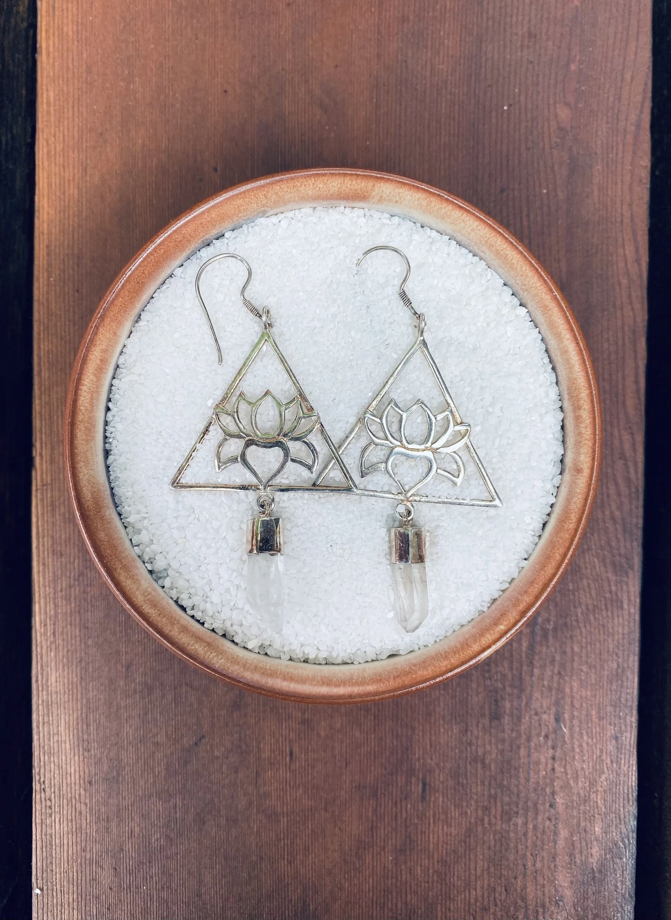 https://i.etsystatic.com/14256978/r/il/66af78/3164943124/il_fullxfull.3164943124_9w69.jpg
