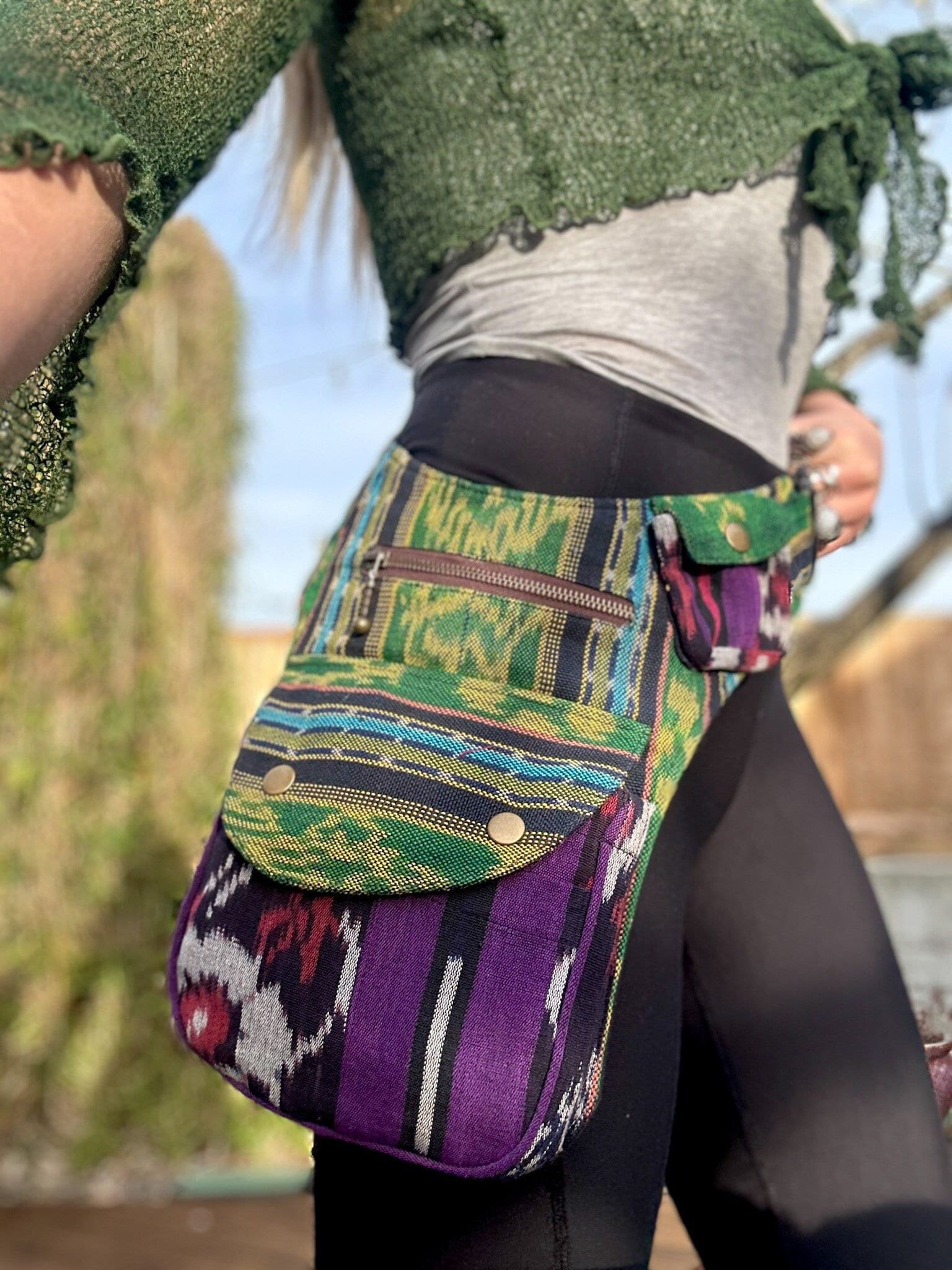https://i.etsystatic.com/14256978/r/il/64cda5/5853379416/il_fullxfull.5853379416_docv.jpg