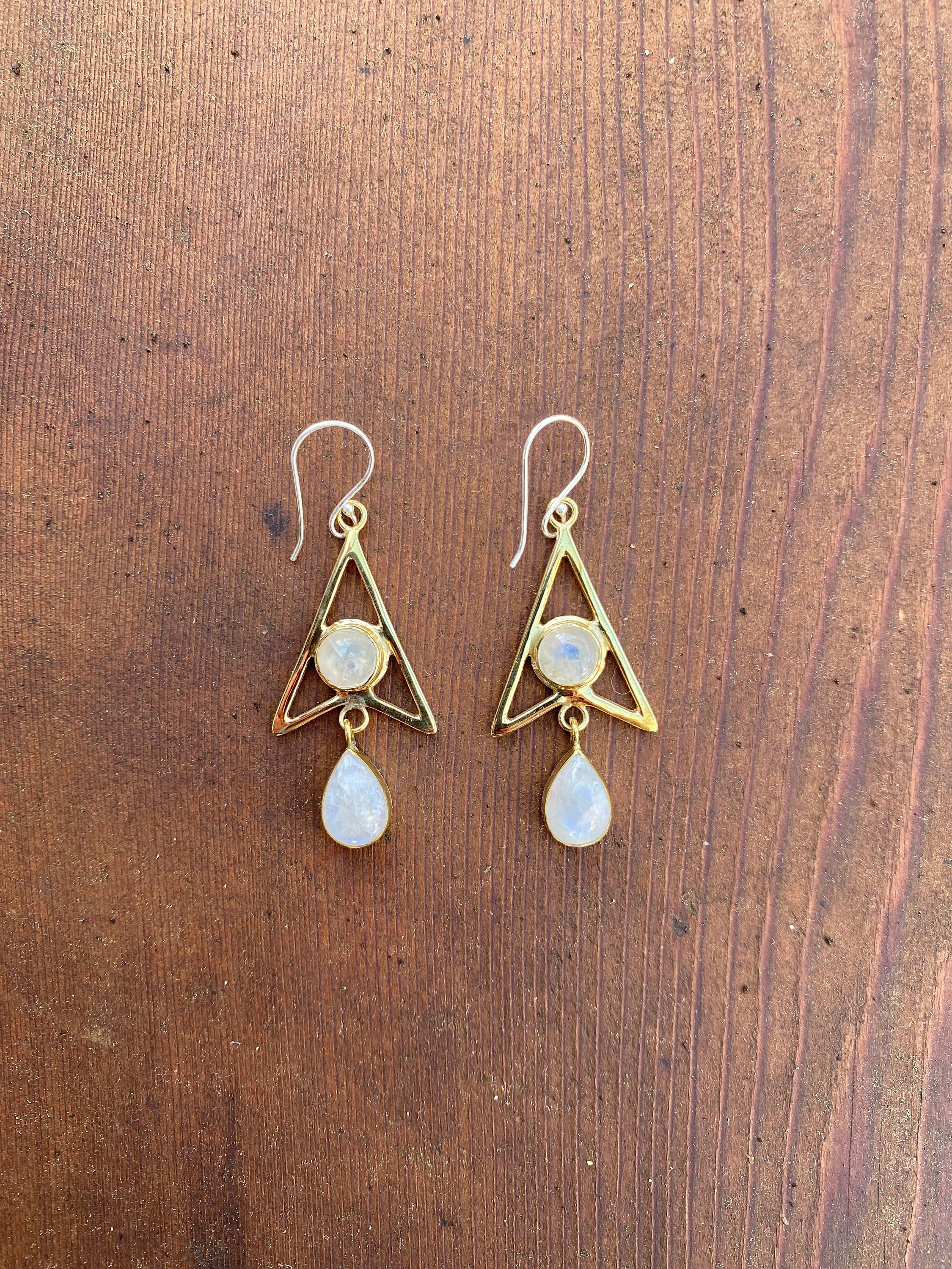 https://i.etsystatic.com/14256978/r/il/0141e0/3873934269/il_fullxfull.3873934269_eooc.jpg