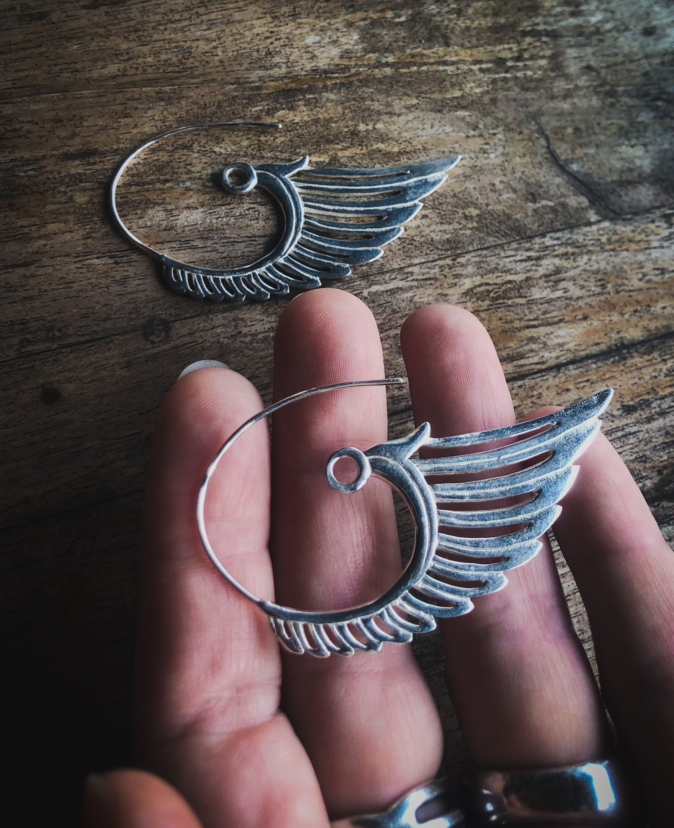 https://i.etsystatic.com/14256978/r/il/44798f/2655539282/il_fullxfull.2655539282_3hss.jpg
