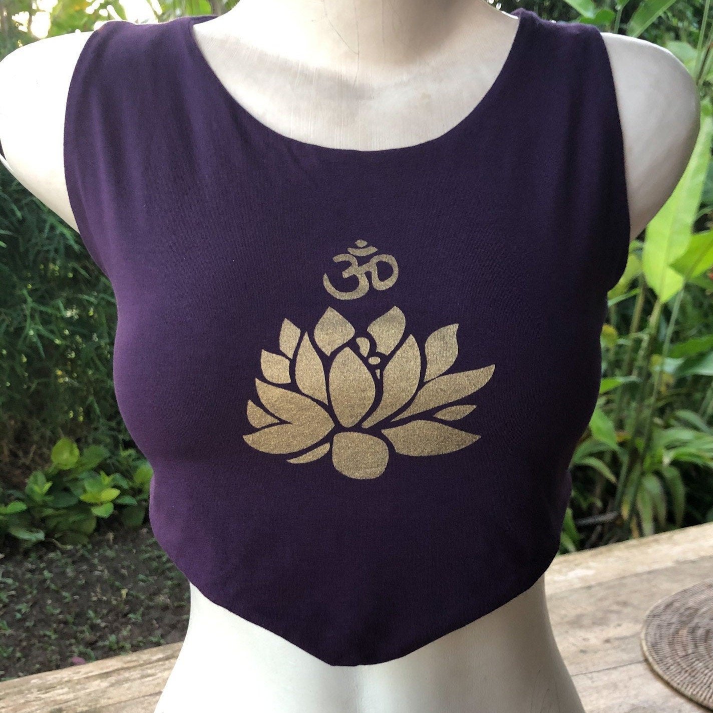 https://i.etsystatic.com/14256978/r/il/34d13b/2409845926/il_fullxfull.2409845926_s48e.jpg