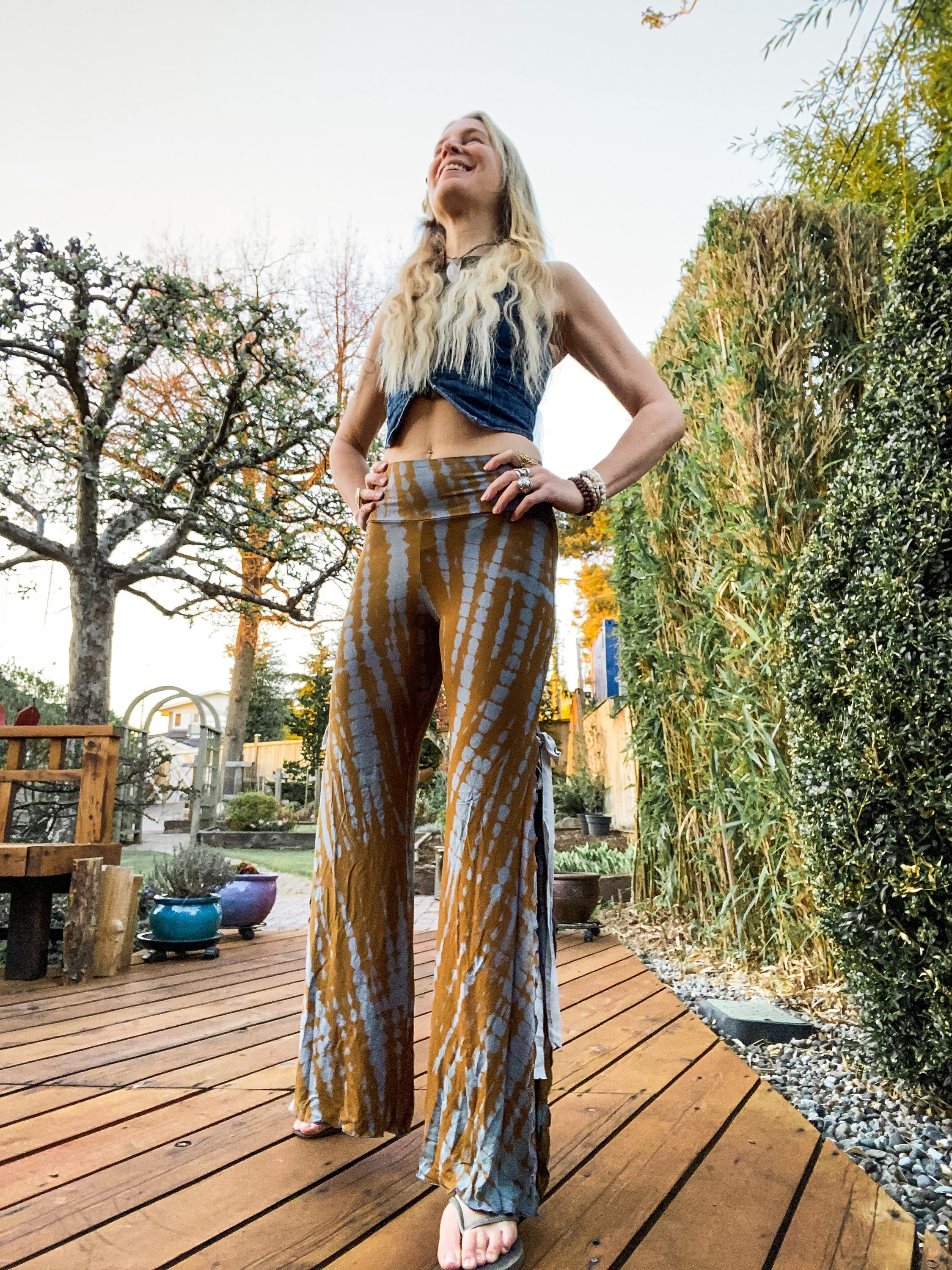 https://i.etsystatic.com/14256978/r/il/d738d0/3832348406/il_fullxfull.3832348406_l8d7.jpg
