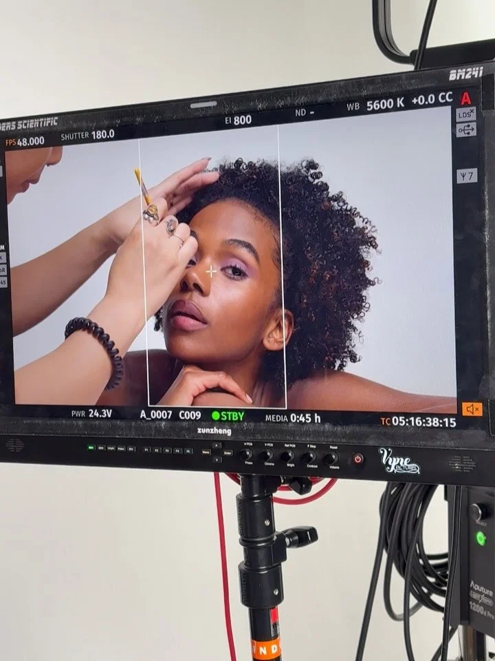 Some bts from some fun assisting work last week and also a thinly veiled attempt to remain relevant on the socials

Anyways, who&rsquo;s excited for the holidays? I know I am 🙋🏻&zwj;♀️