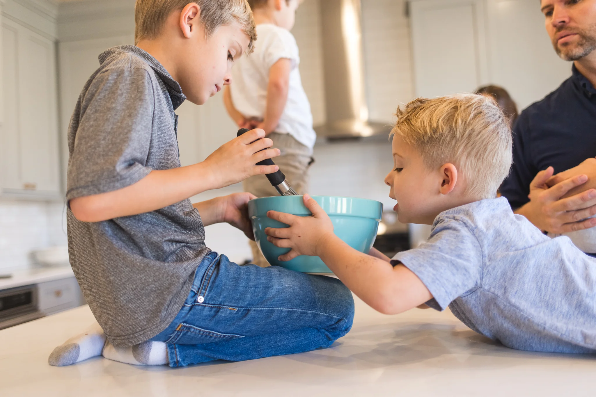 Bringing home baby brother ~ In-home lifestyle session {Utah family infant and family photographer}