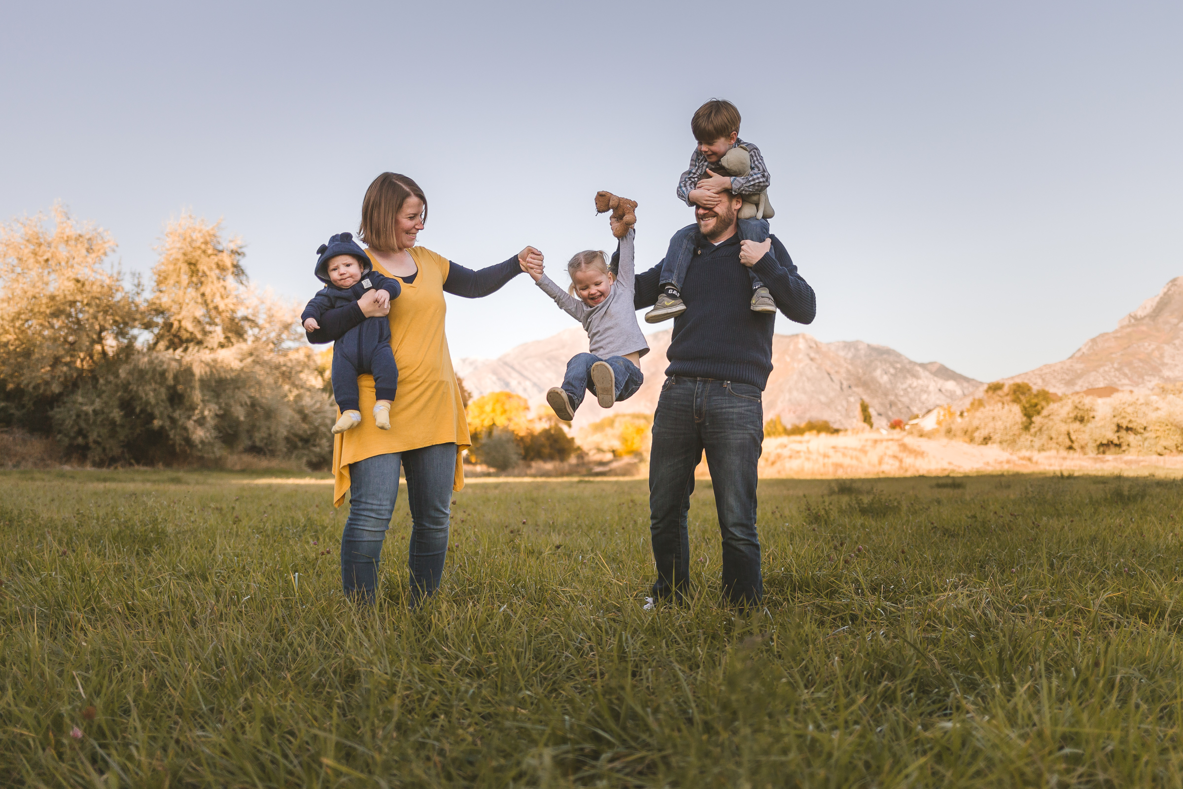 Family sunset lifestyle session ~ family, brother, sister, baby {Provo, American Fork Photographer}