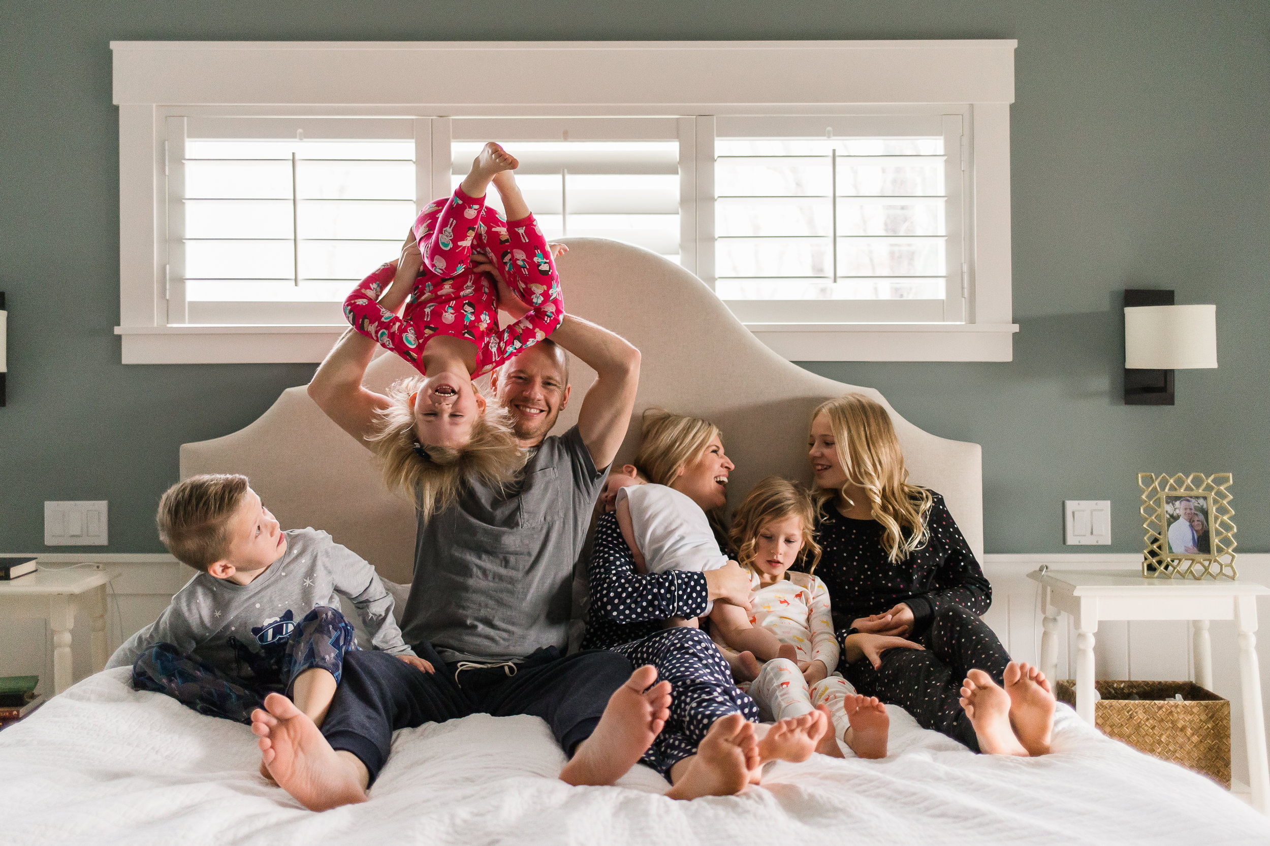 In-home family snuggle session on bed {Utah lifestyle photographer}