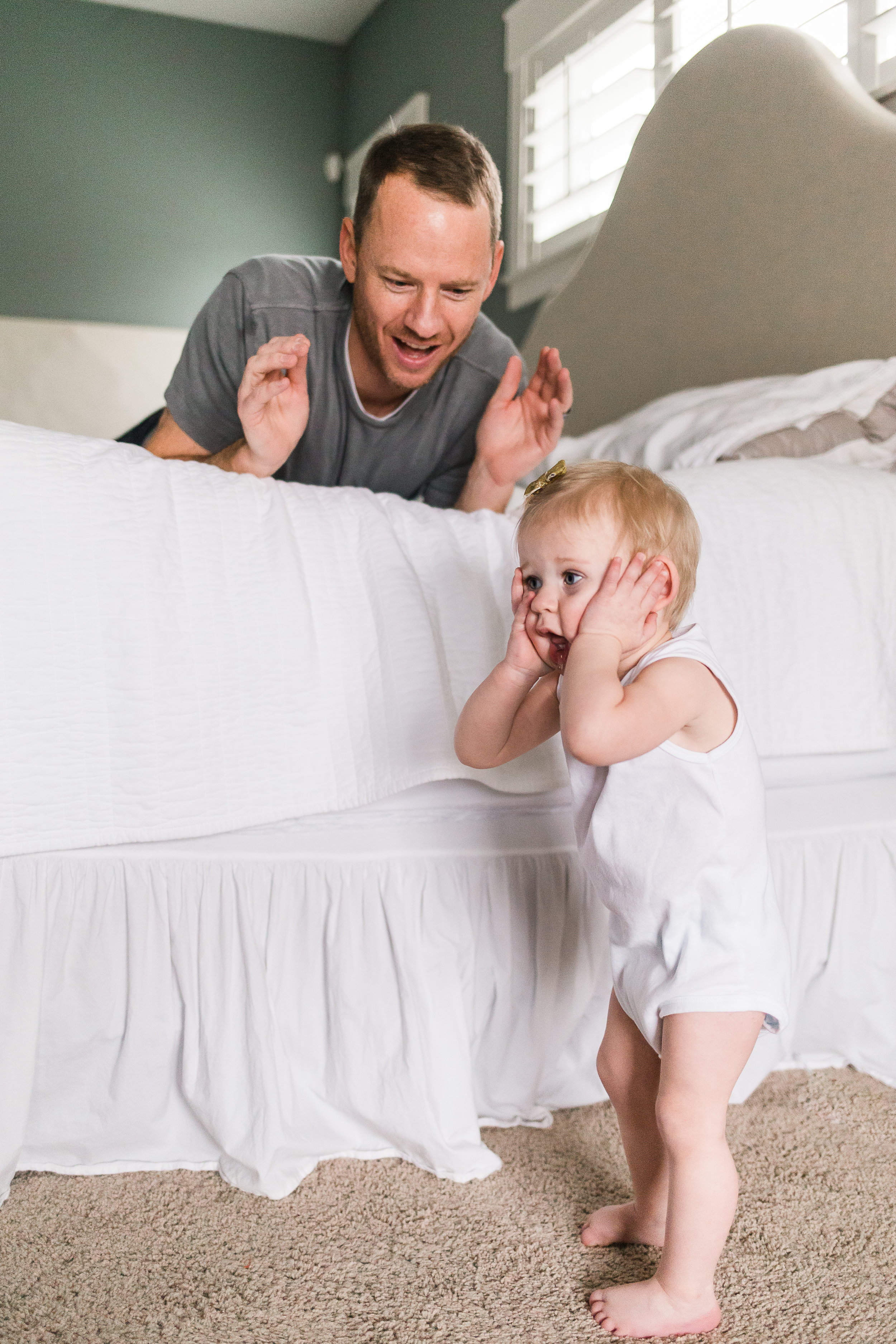 In-home family snuggle session on bed {Utah lifestyle photographer}