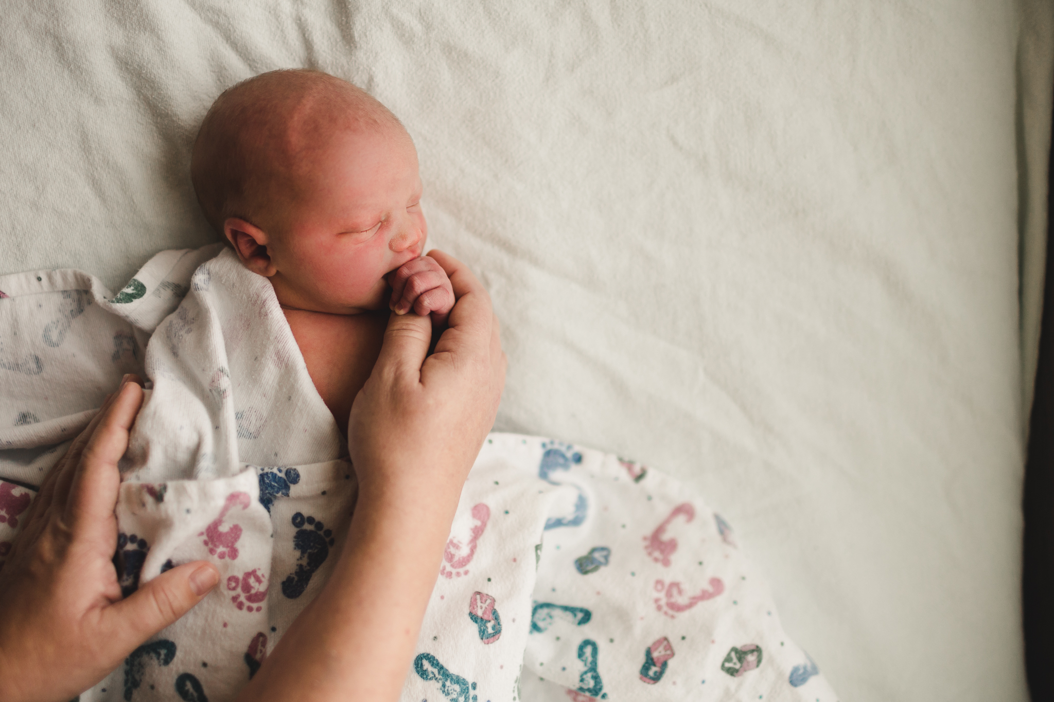 Fresh 48 Session | Riverton Newborn {Utah infant lifestyle photographer}