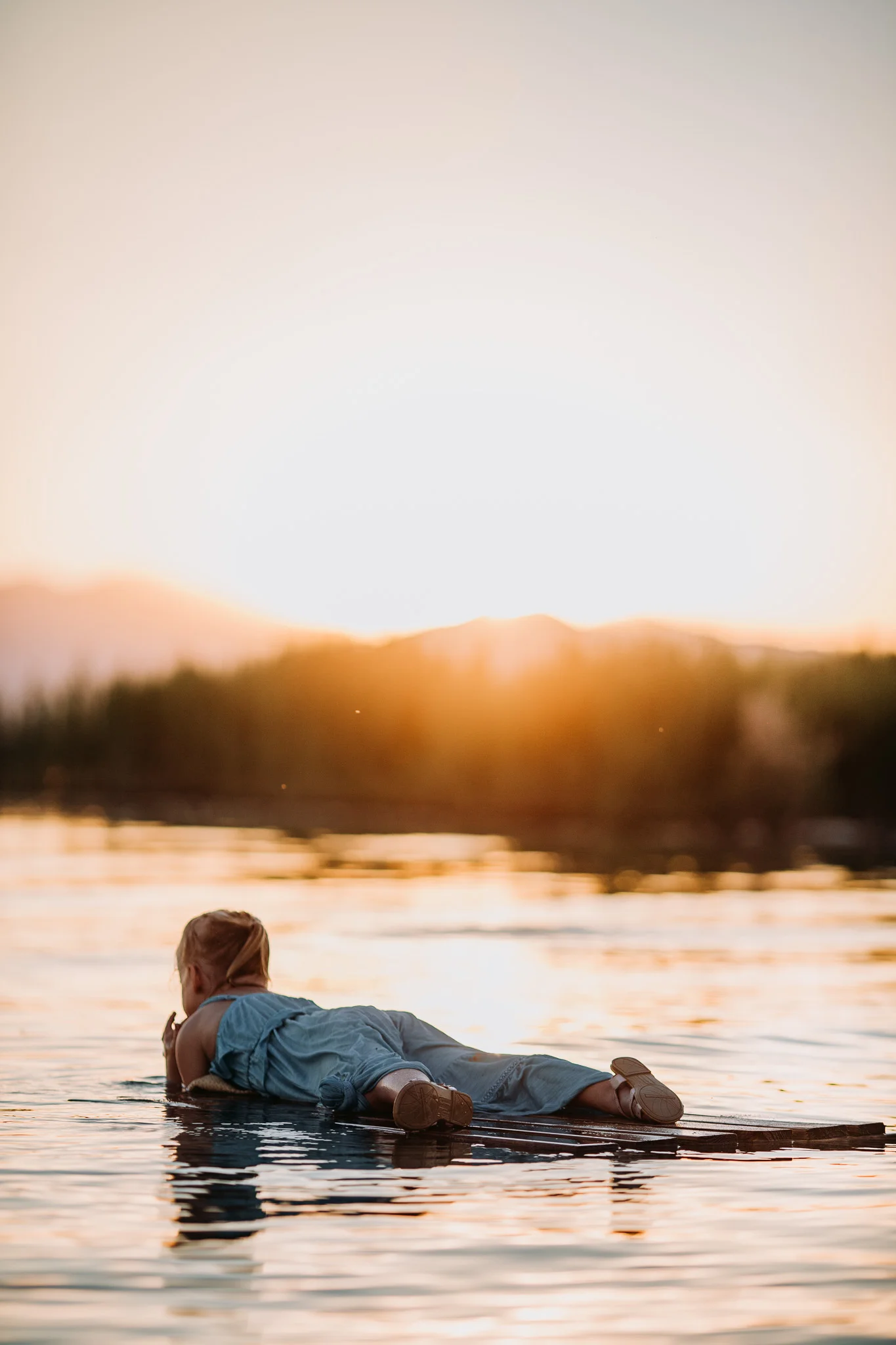 Blog Lake Girls-26.jpg