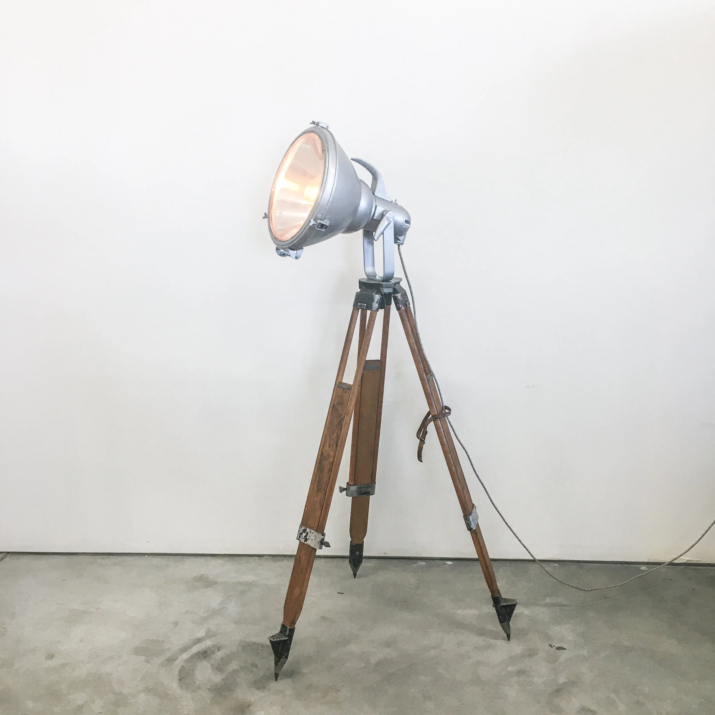 Crouse Hinds Light-1579.jpg
