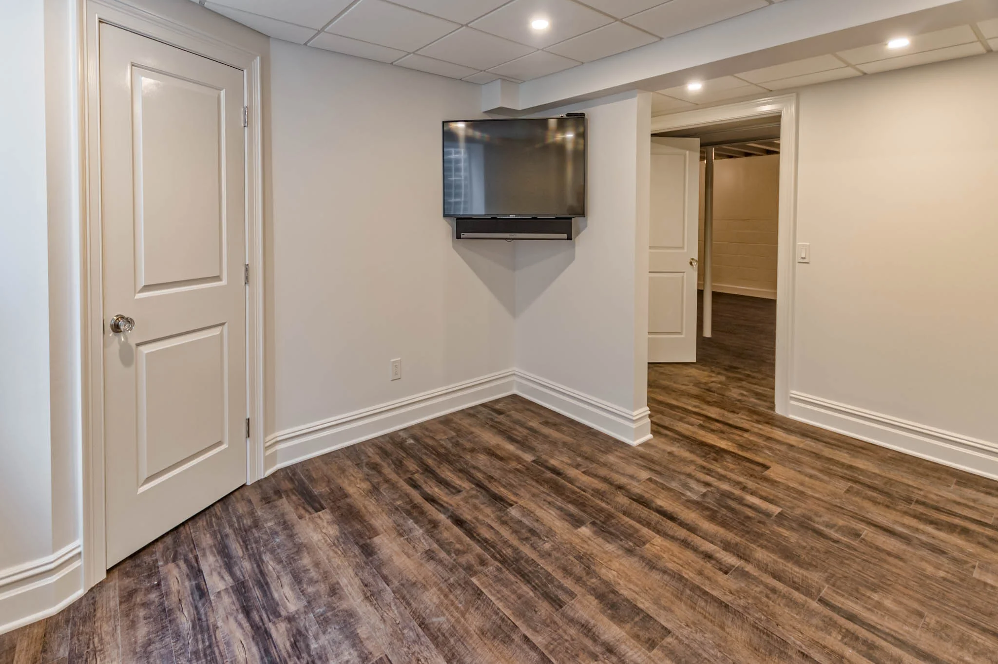 Gaetano 12 Woodbury Place-136.jpg