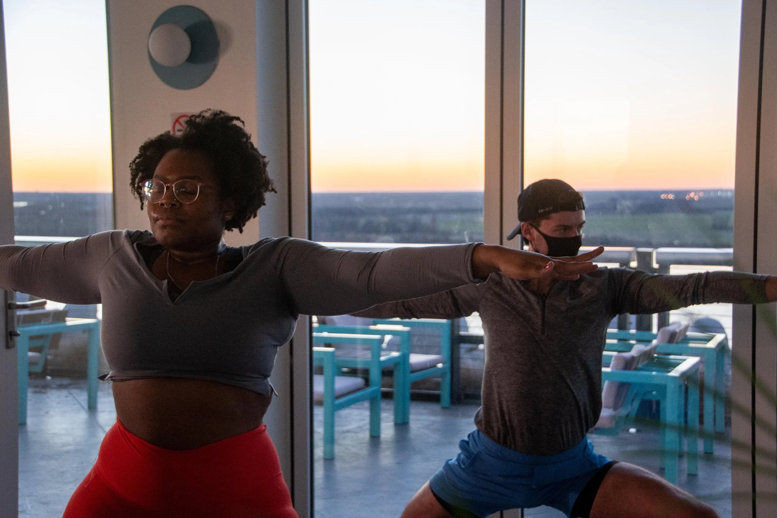 Winter Rooftop Sunset Yoga &amp; Cocktail @ the Hu