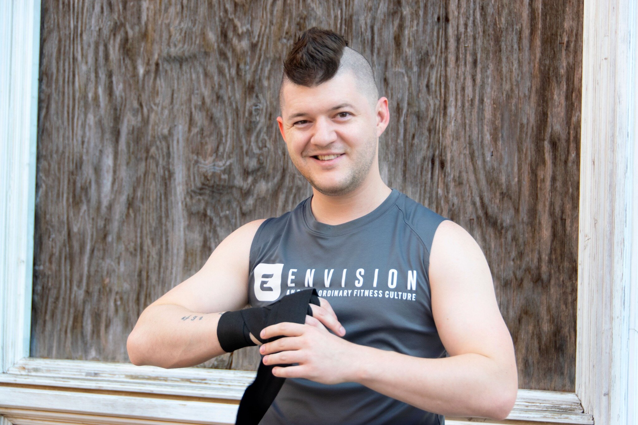 🥊 Meet Jared: Your Fitness Wingman! 🔥

🌟 Certified as a weight loss and corrective exercise specialist by NASM and skilled in kickboxing and Muay Thai, Jared is passionate about creating a customized program to meet you wherever you are on your fi