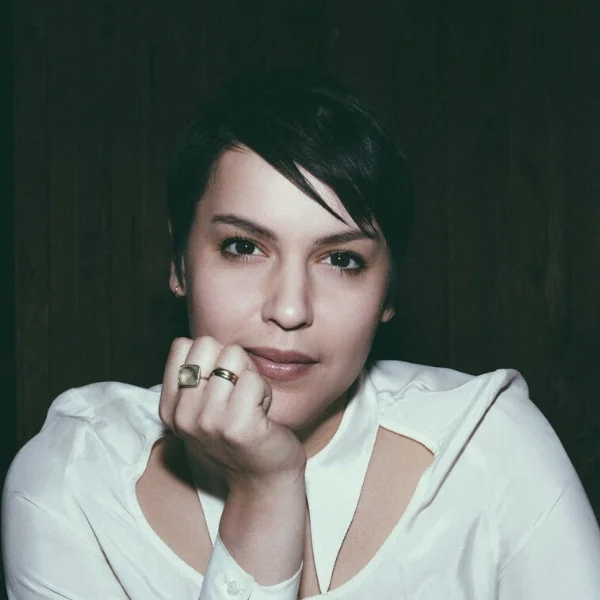 Eloisa Amezcua is an Arizona native. Her debut collection, From the Inside Quietly, is the inaugural winner of the Shelterbelt Poetry Prize selected by Ada Limón. A MacDowell fellow, she is the author of three chapbooks and founder/editor-in-chief o…