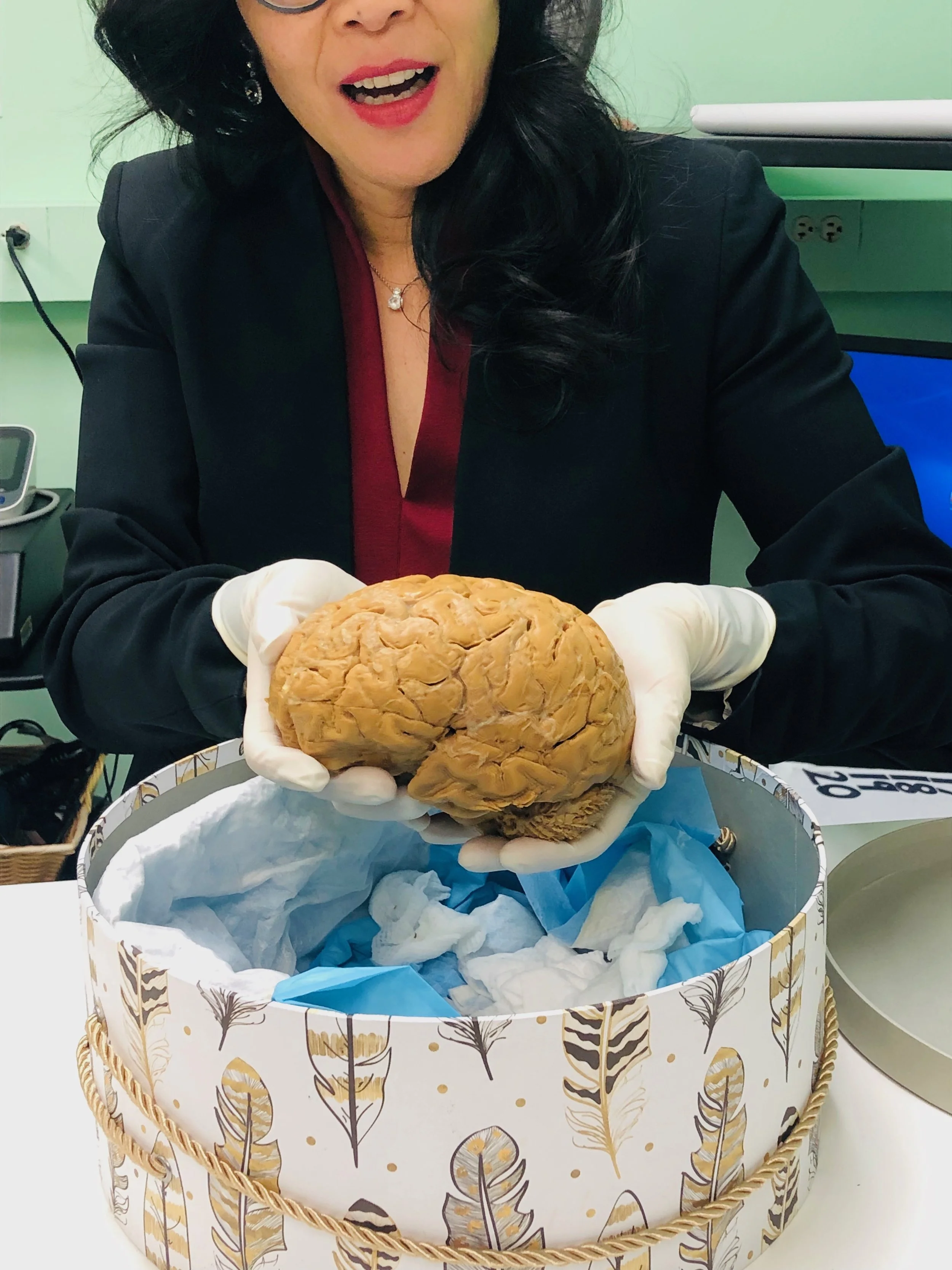 Dr. Wendy Suzuki explains the impact of physical activity on the brain during our team’s trip to her lab at NYU.