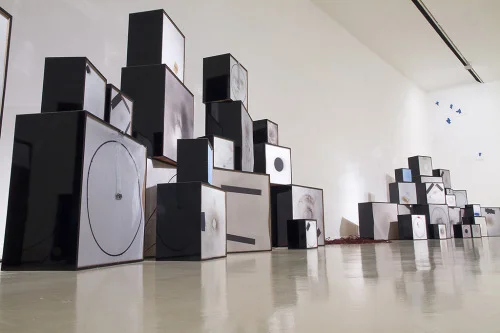 Image courtesy of http://sound-art-text.com/post/106254788138/yesno-questions-is-an-installation-by-guy