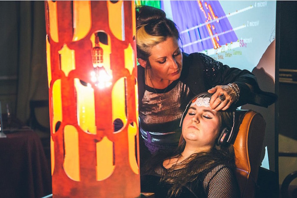 Courtesy of Creators | https://creators.vice.com/en_us/article/bmyq43/brainwave-artists-immersive-experiences