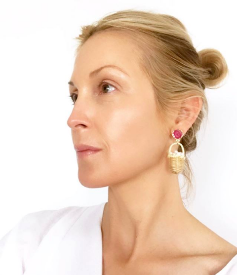 Kelly Rutherford Wearing Chefanie Baskets of Pearls Earrings