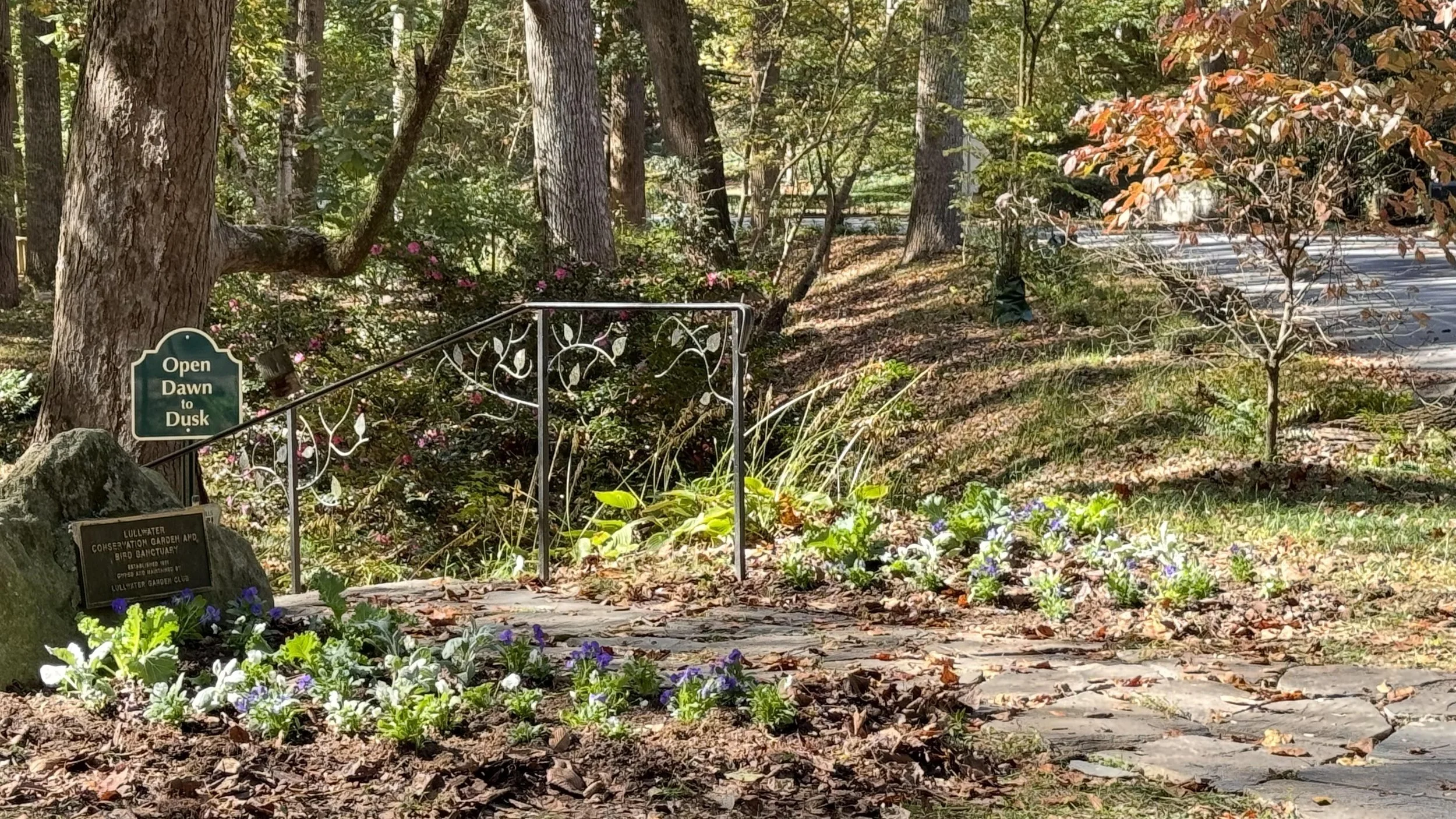 Garden Club Workday3.jpg