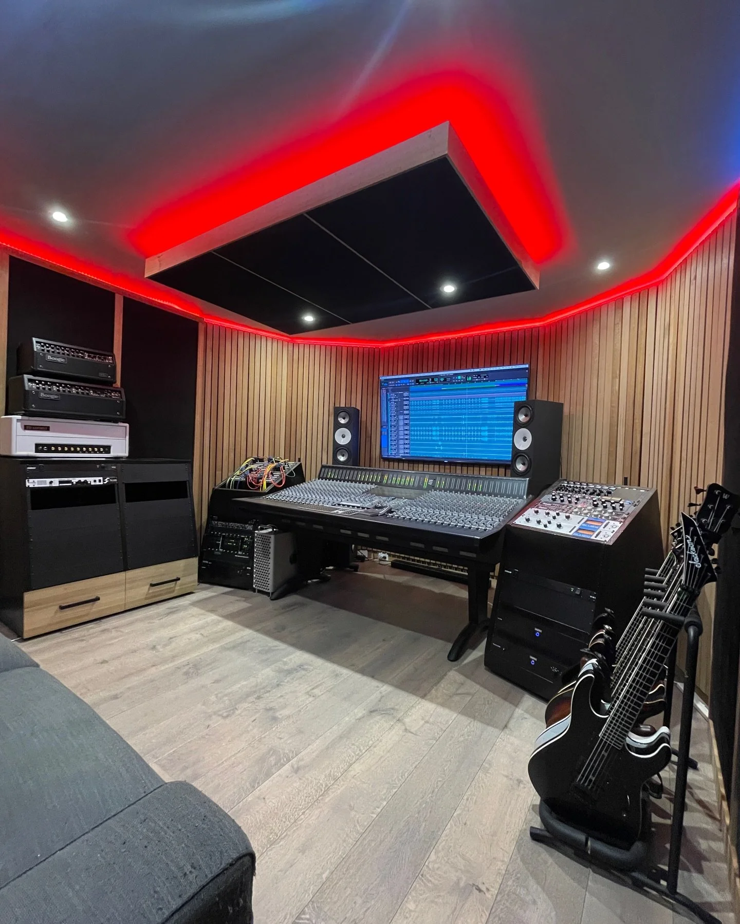 Underland 2026. 
Ready for a big year!
@solidstatelogic 
@amphion_loudspeakers 
@burlaudio