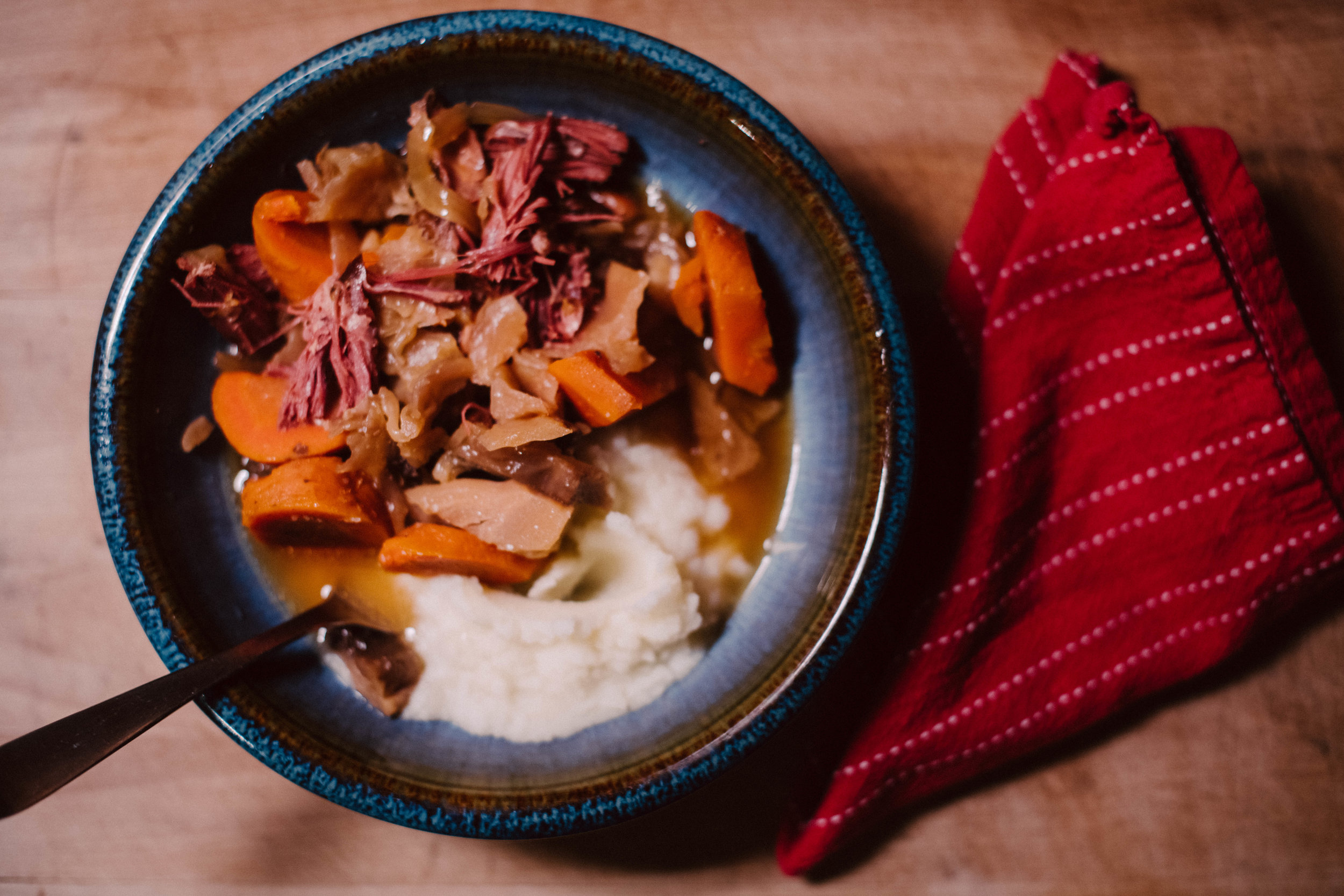 SMOKED BEEF BRISKET WITH CABBAGE AND CARROTS
