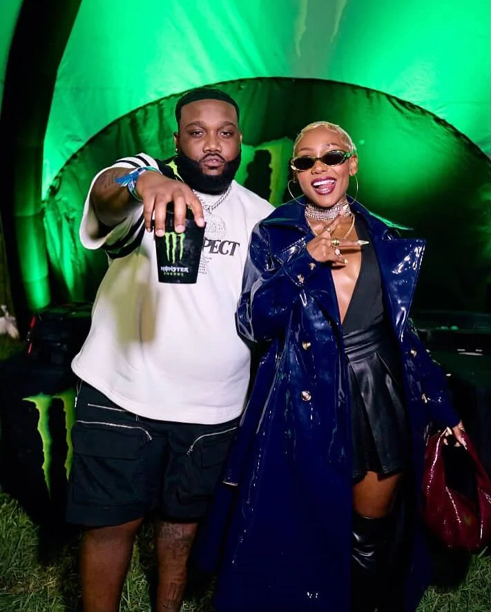 Fully Outside With The Beautiful @nailahblackman At @miabrocarnival Dope Experience🔥‼️

Good People And Great Friends That Got The Soca Industry On Lock. I&rsquo;m Genuinely Happy For Their Success. 

PhotoCredit📸: @drainflix @musichustle 

#MiamiC