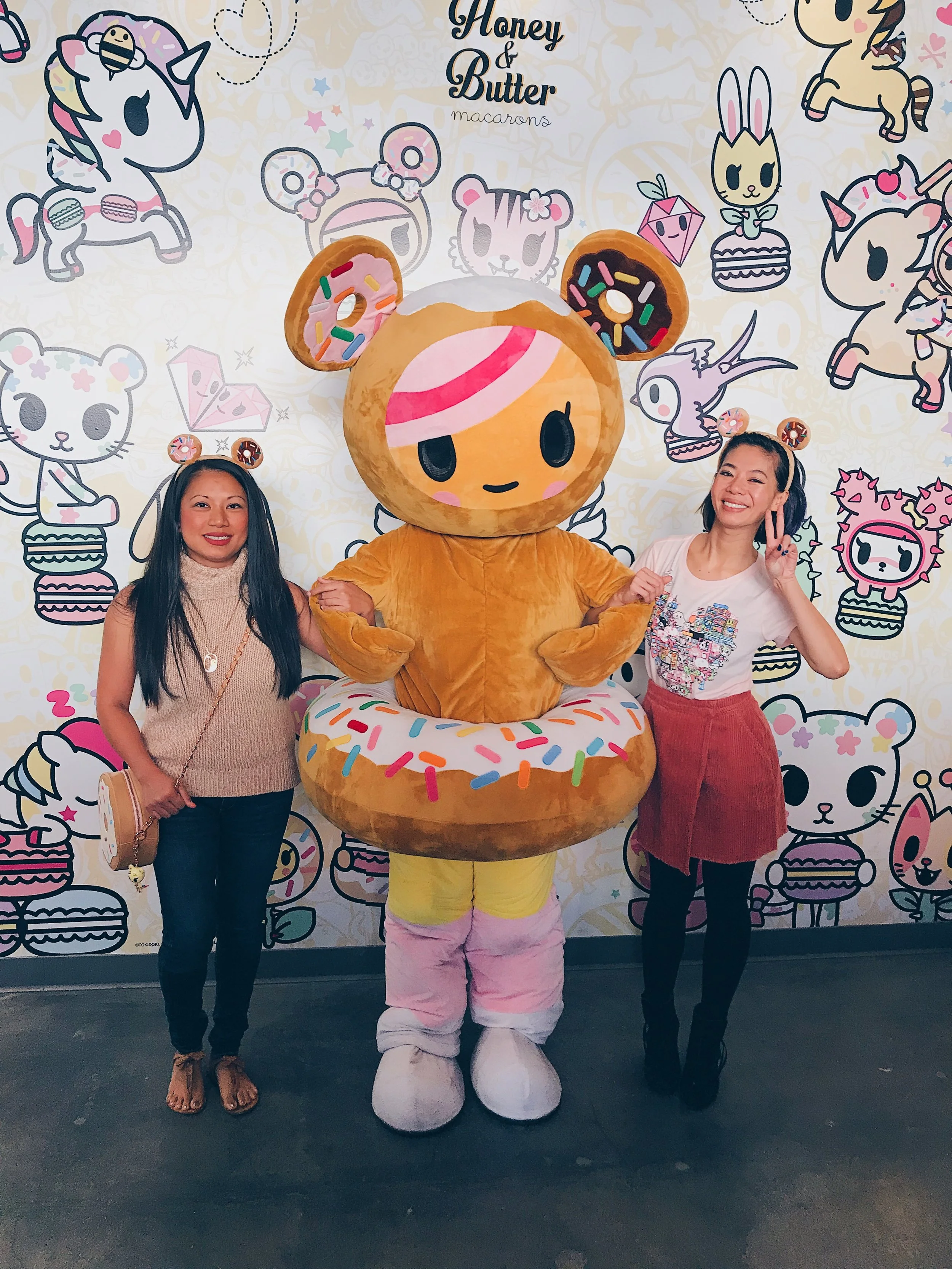 H&B x Tokidoki Collab - Meeting Donutella